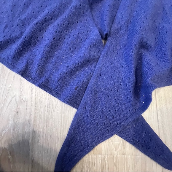 Brora Scottish 100% Cashmere Cardigan – Luxuriously Soft in Rich Blue - Picture 4 of 6